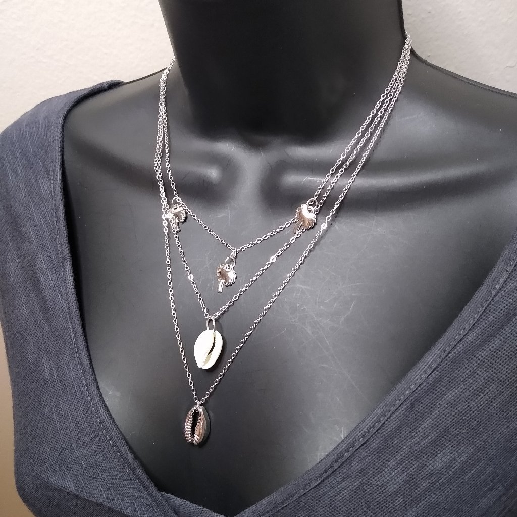 Seashell And Palm Tree Tropical Necklace Adjustable 14 To 16 Inches